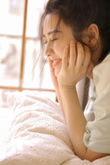 成人影院YY111111在线